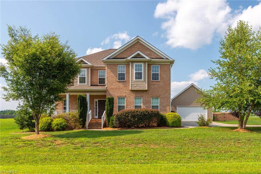 2911 Bishopsgate Way - Photo 1