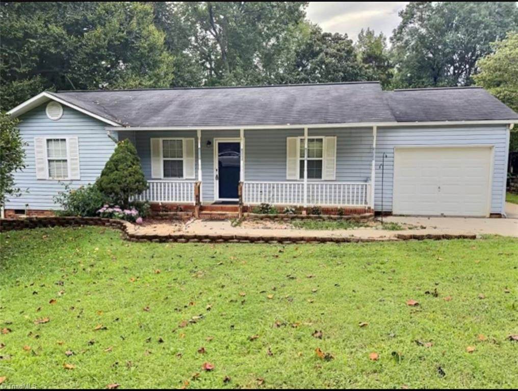 451 Woodland Avenue - Photo 1