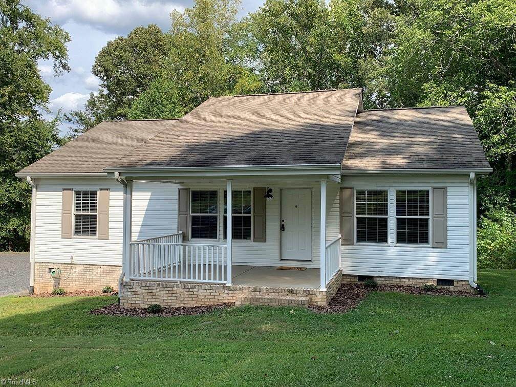 212 Edgewood Road - Photo 1