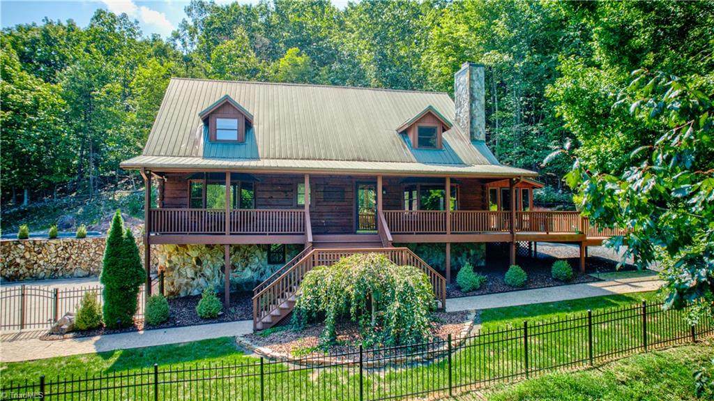 1562 Lake Country Drive Extension - Photo 1