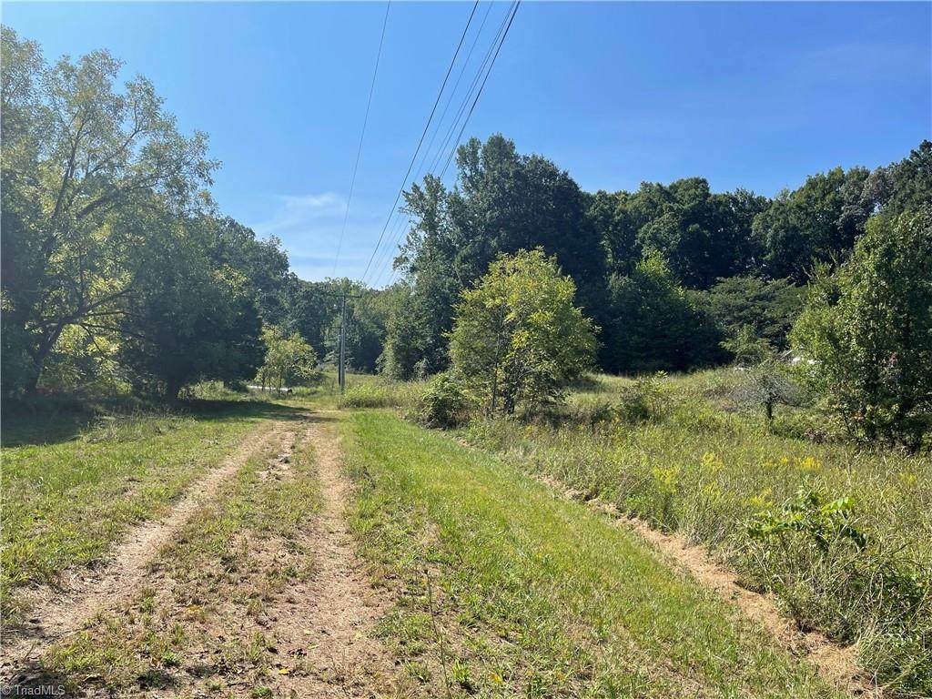 4736 Main Street - Photo 1