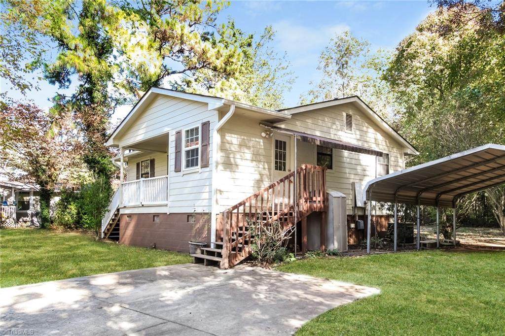 2412 Minorwood Road - Photo 1