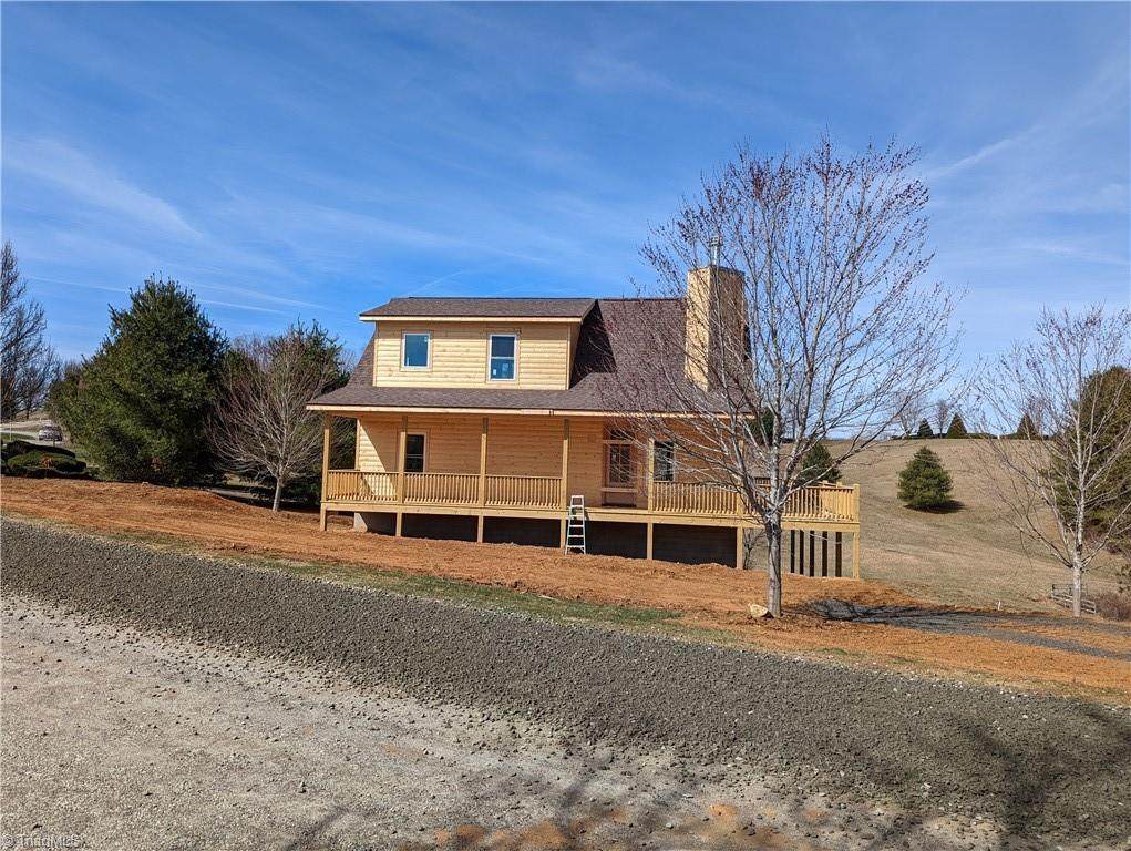 153 Bear Tracks Lane - Photo 1