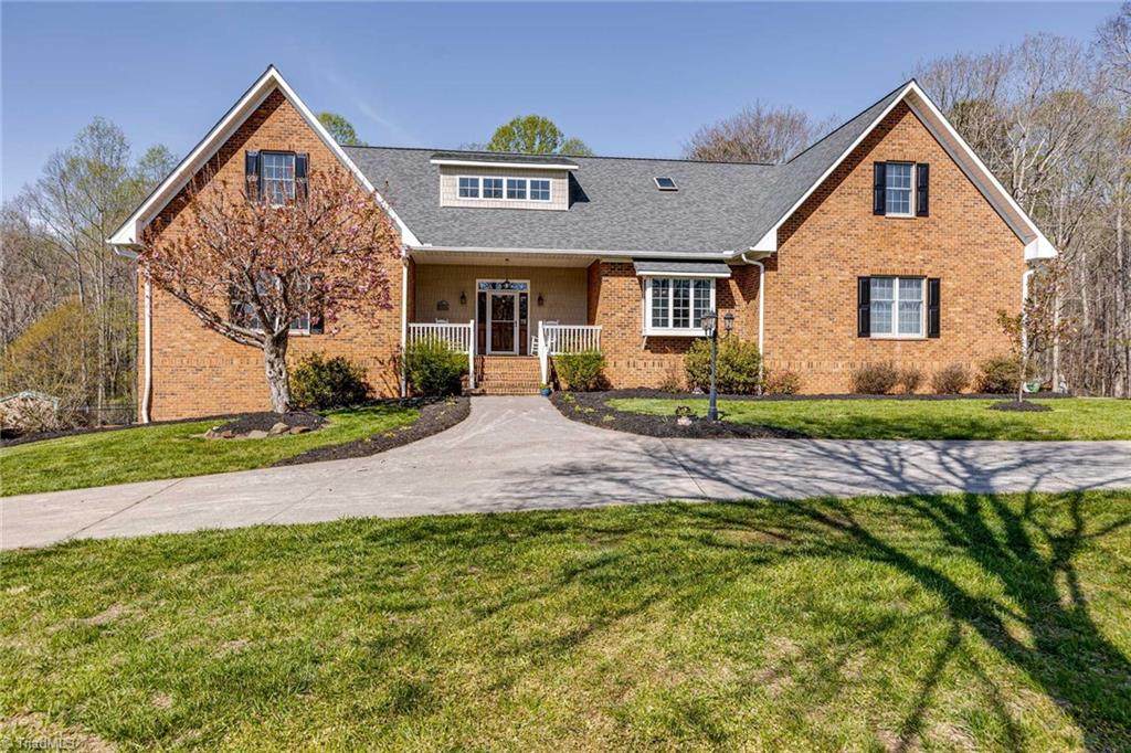 3140 Macbrandon Lane - Photo 1