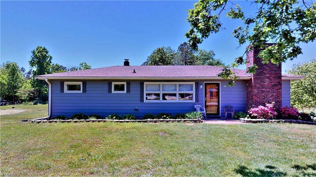 1180 Hillside Drive - Photo 1