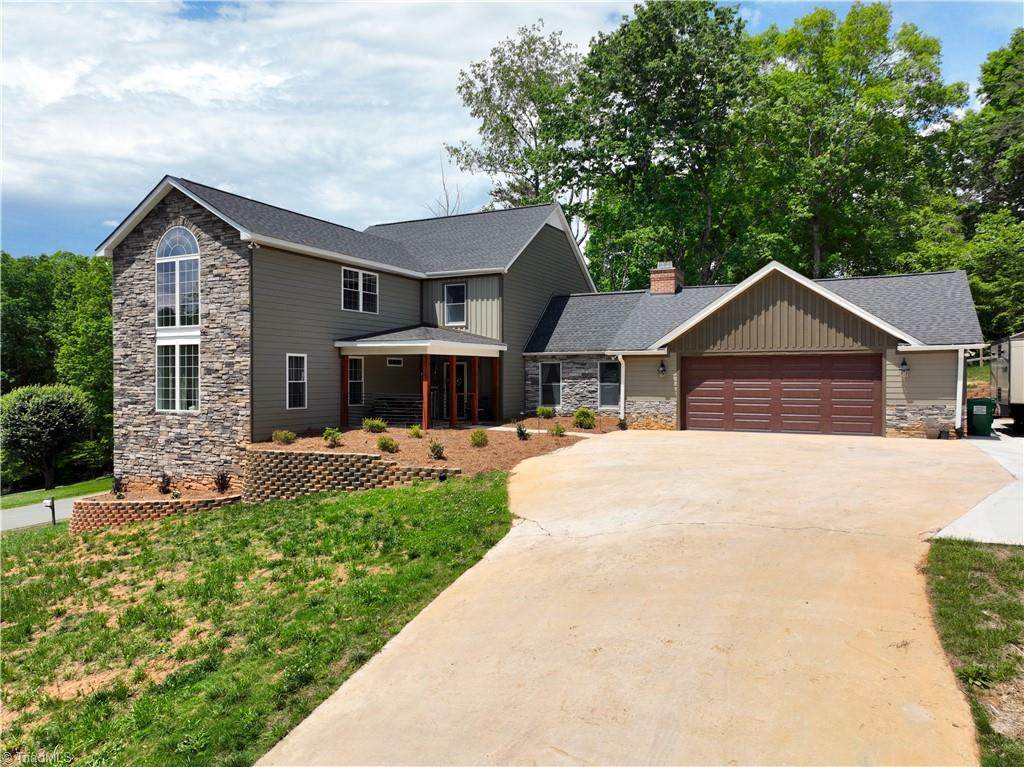 508 Whispering Creek Road - Photo 1