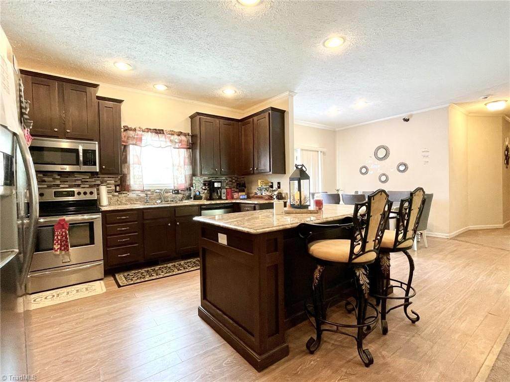 968 Rockingham Lake Road - Photo 1
