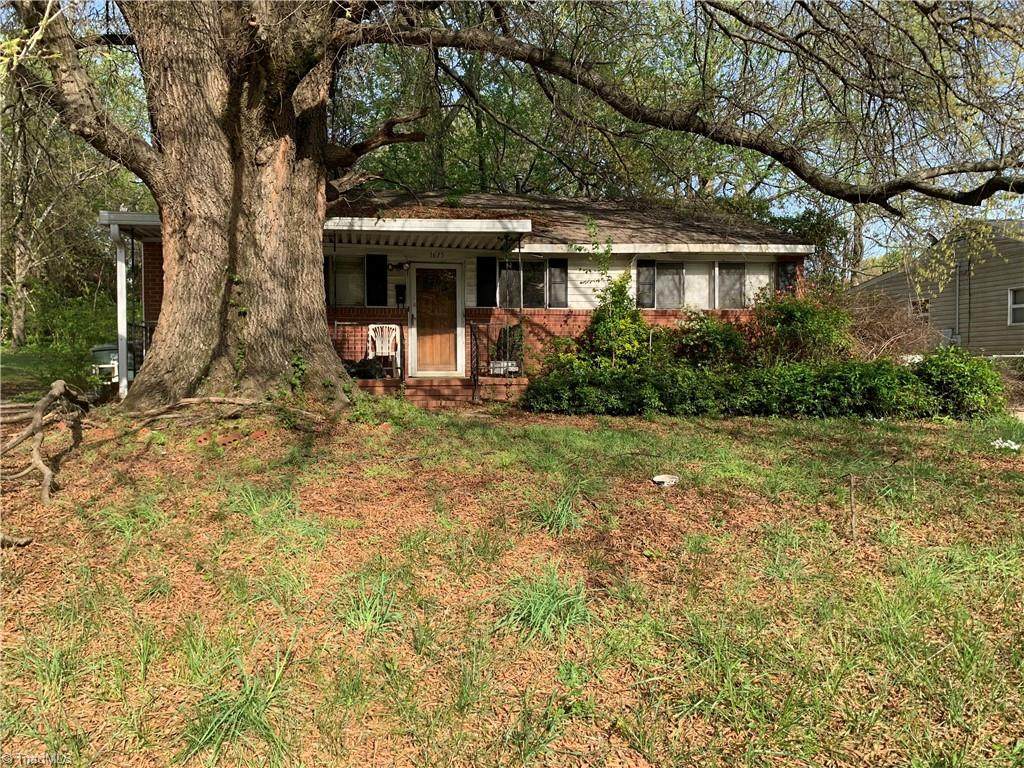 1615 Hooks Street - Photo 1