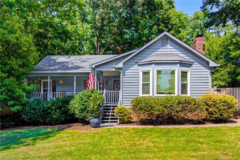 2300 Cottage Place - Photo 1