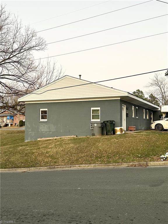 901-903 Martin Luther King Jr Drive - Photo 1