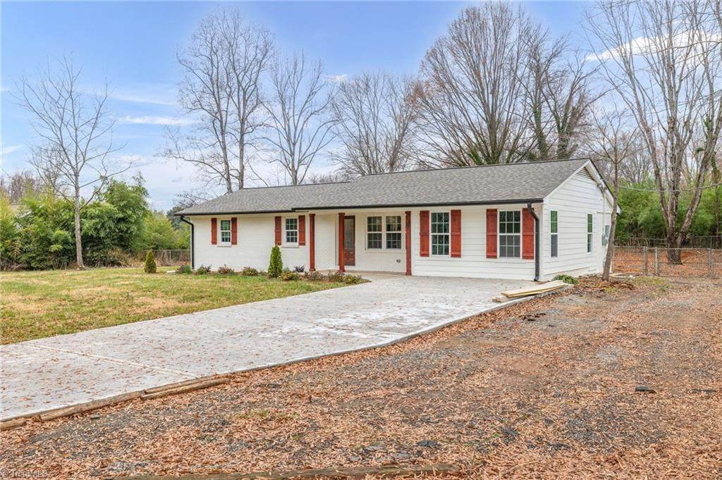 8006 Pate Drive - Photo 1