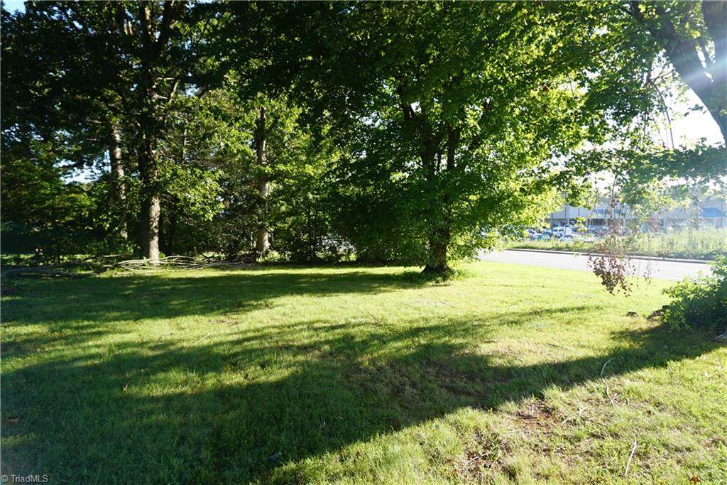 104 Lee Avenue - Photo 1