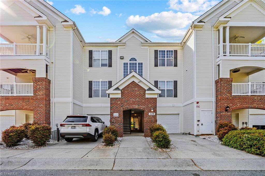 319 College Road - Photo 1