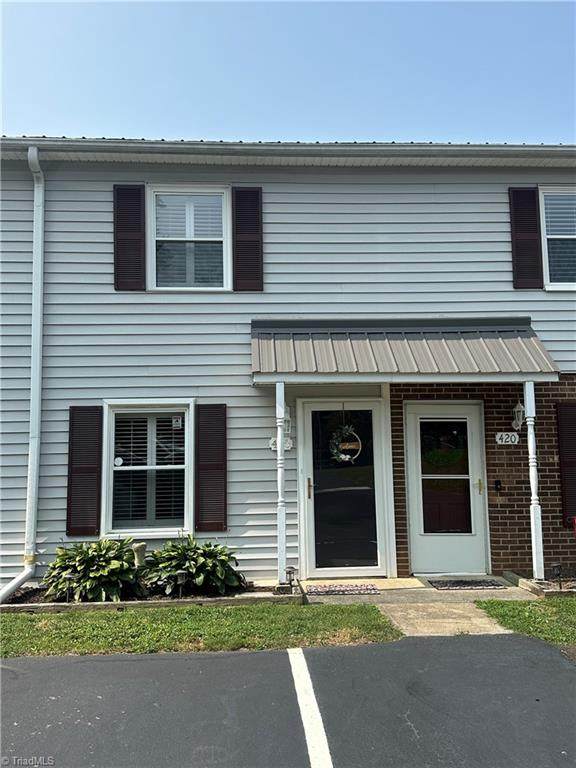 430 Cedarbrook Court - Photo 1