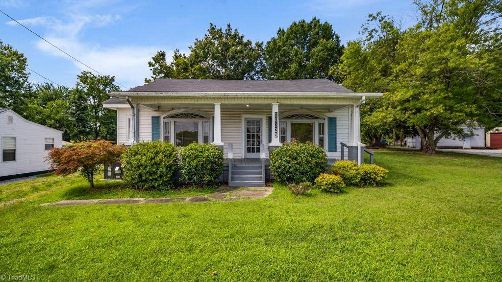 10729 Main Street - Photo 1