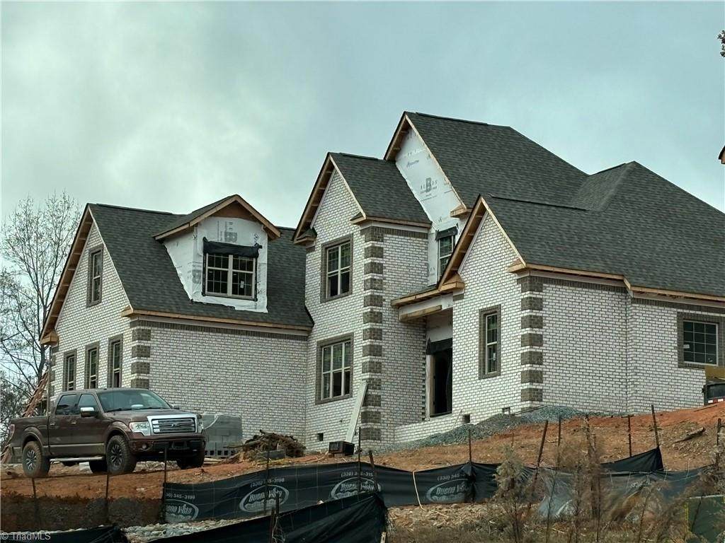 5483 Meadowlark Court - Photo 1