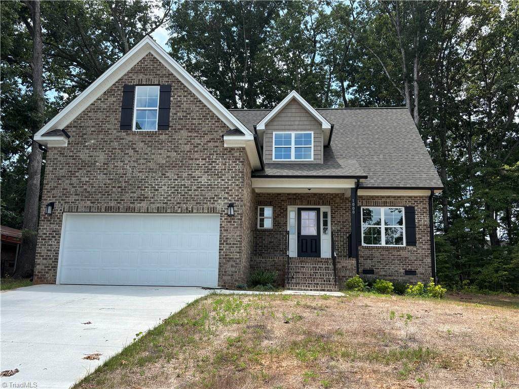 1000 Kelwyn Lane - Photo 1