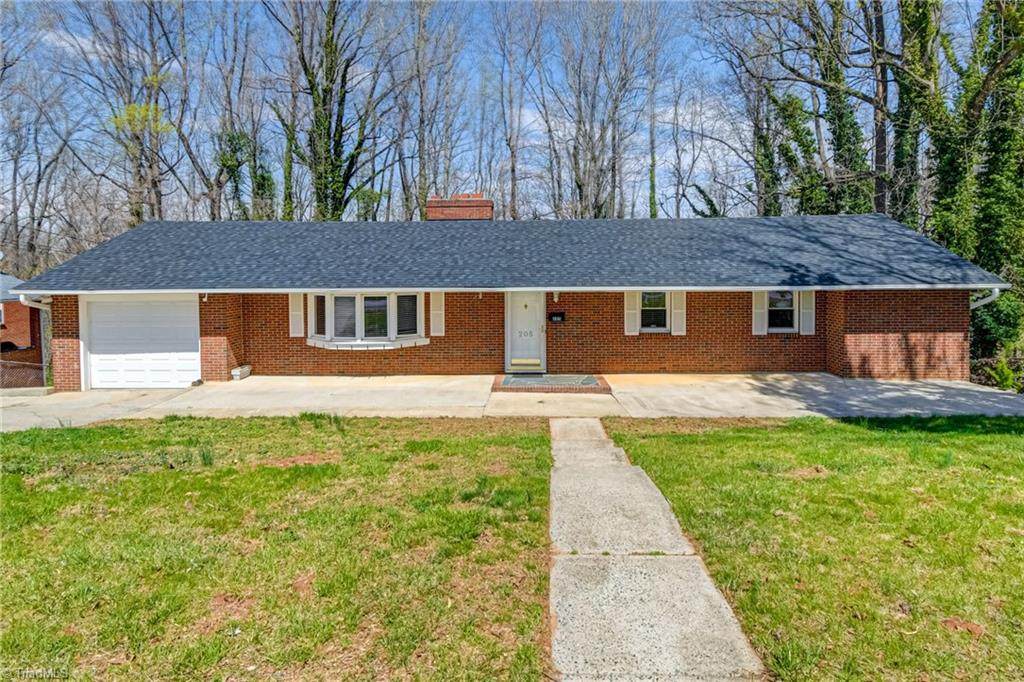 205 Beechwood Circle - Photo 1