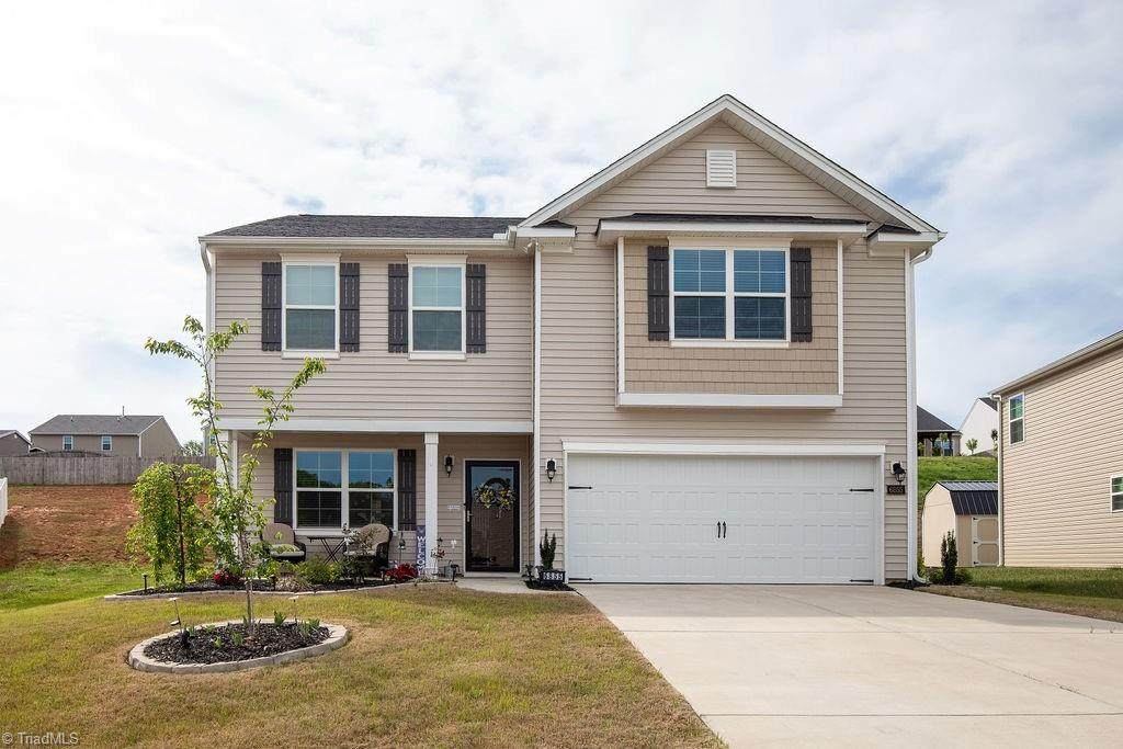 6855 Bellawood Drive - Photo 1