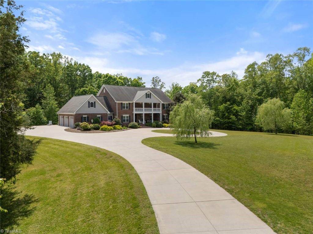 382 Slater Road - Photo 1