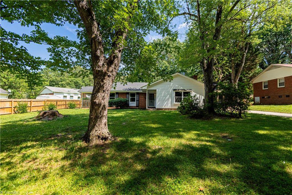 2821 Regent Park Lane - Photo 1