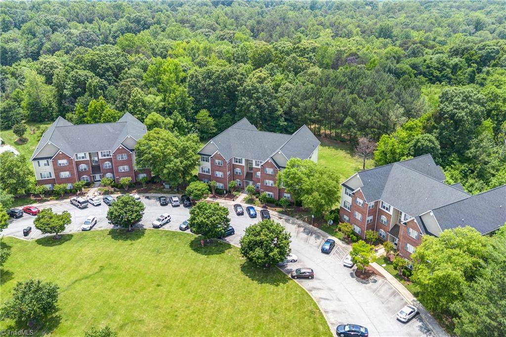 6941 Hanesbrook Circle - Photo 1