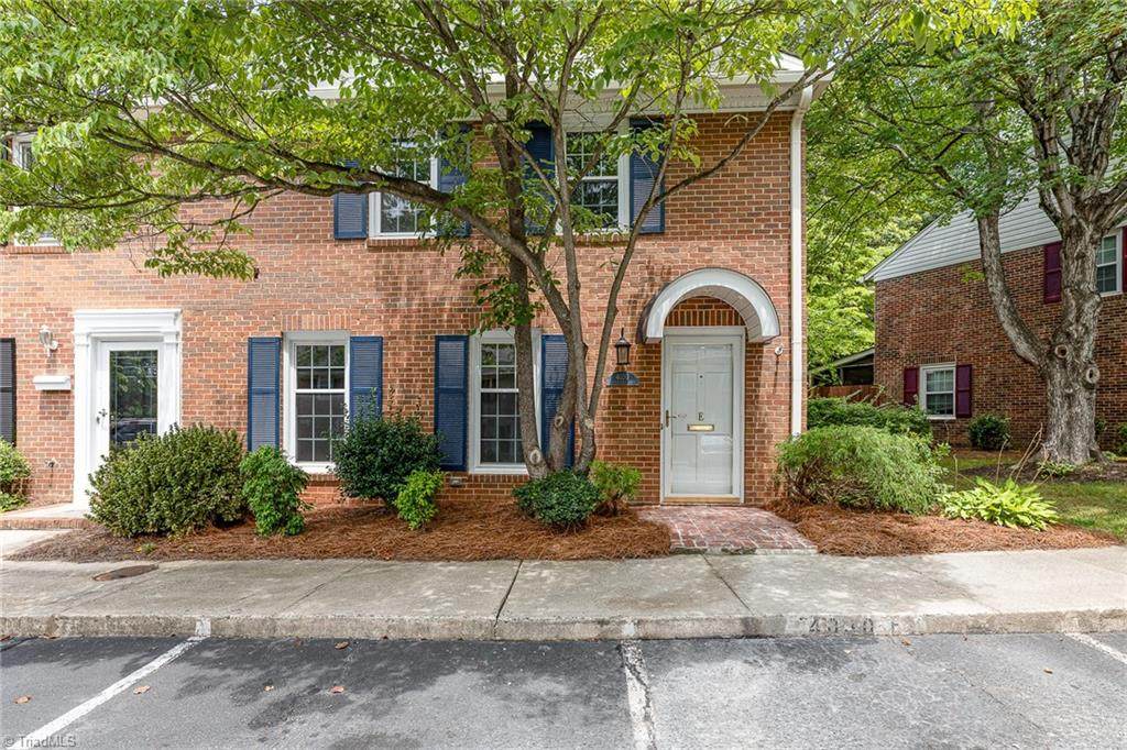 4030 Huntingreen Lane - Photo 1