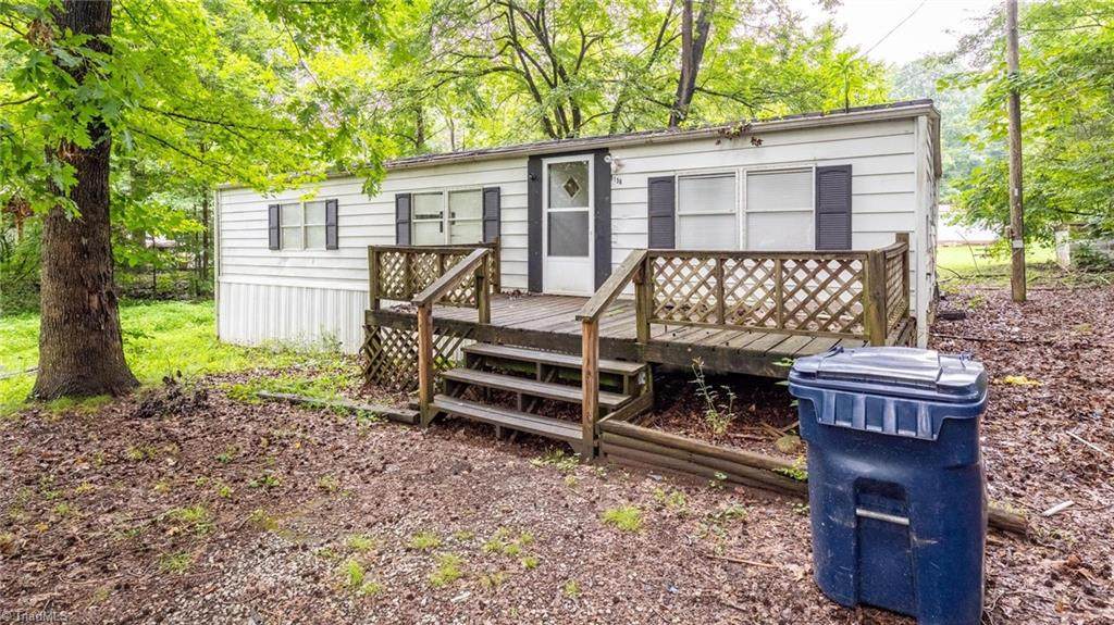 5136 Clifton Drive - Photo 1