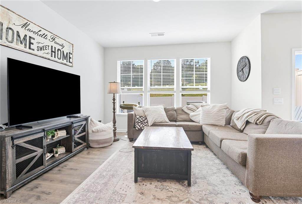 1236 Evelynnview Lane - Photo 1