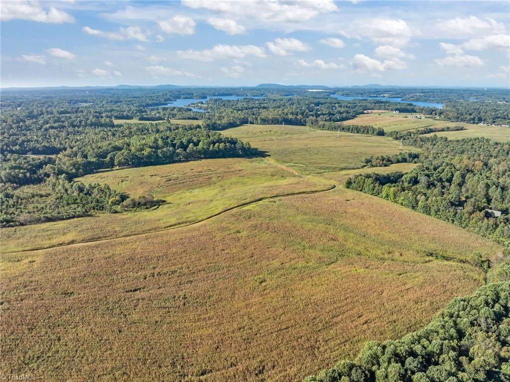 9135 Us Highway 220 - Photo 1