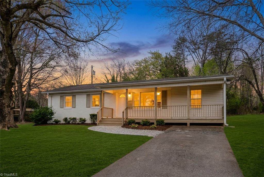 335 Badgett Avenue - Photo 1