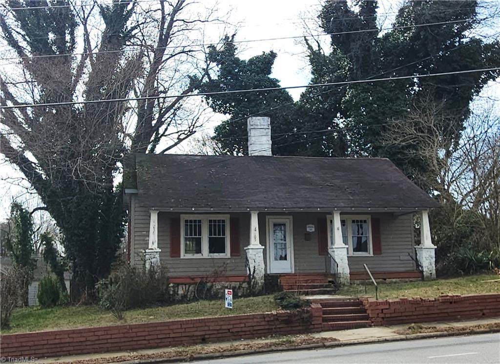 105 Academy Street - Photo 1