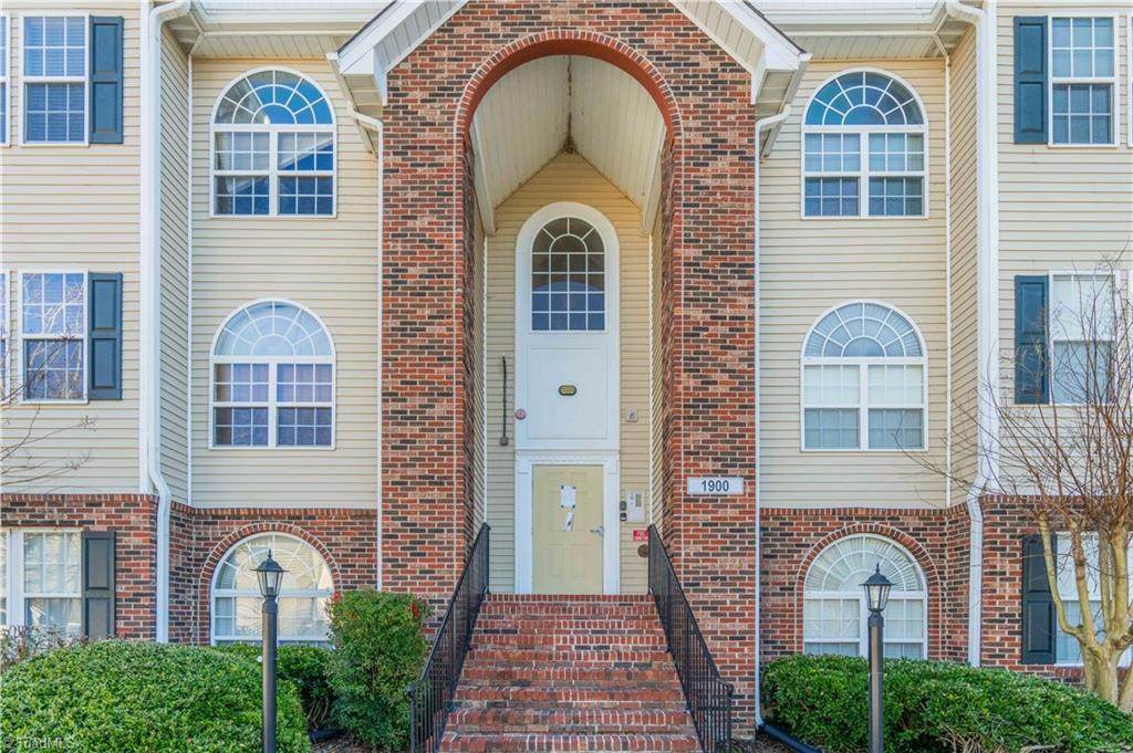 1922 Salem Bluff Drive - Photo 1