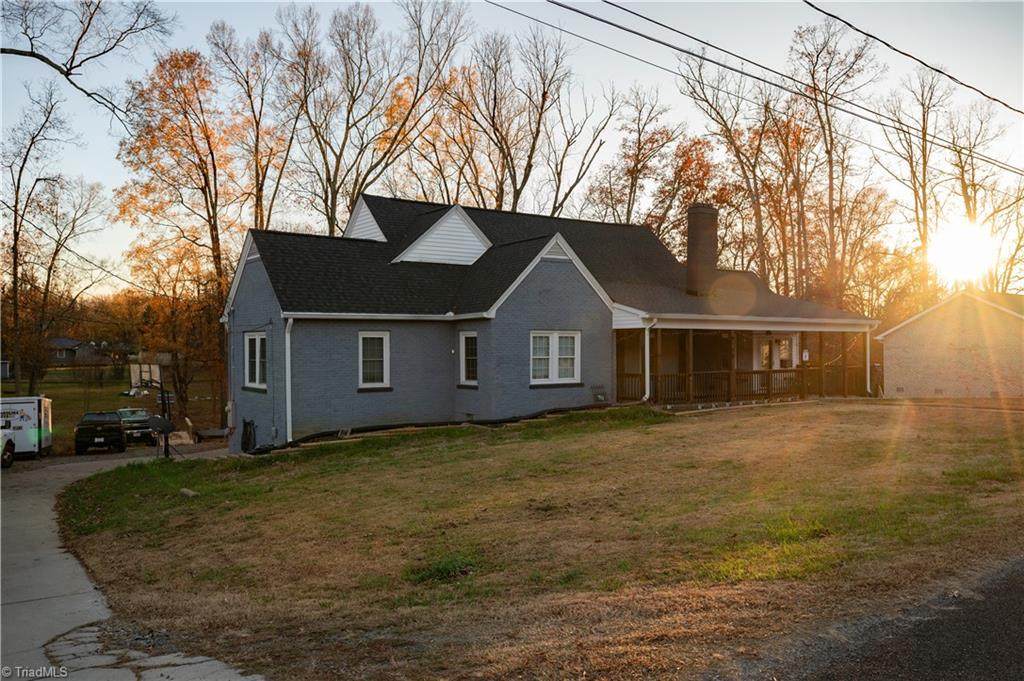 18 Pershing Street - Photo 1