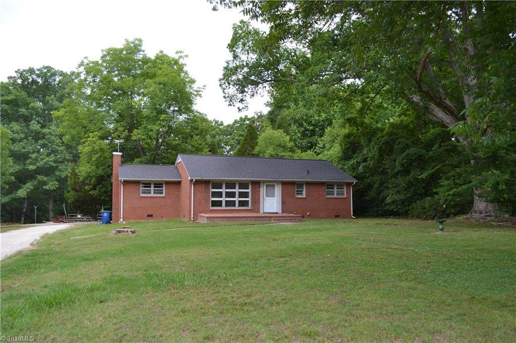 812 Dan Valley Road - Photo 1