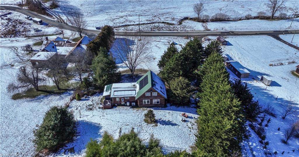 385 Colonel Francis Road - Photo 1