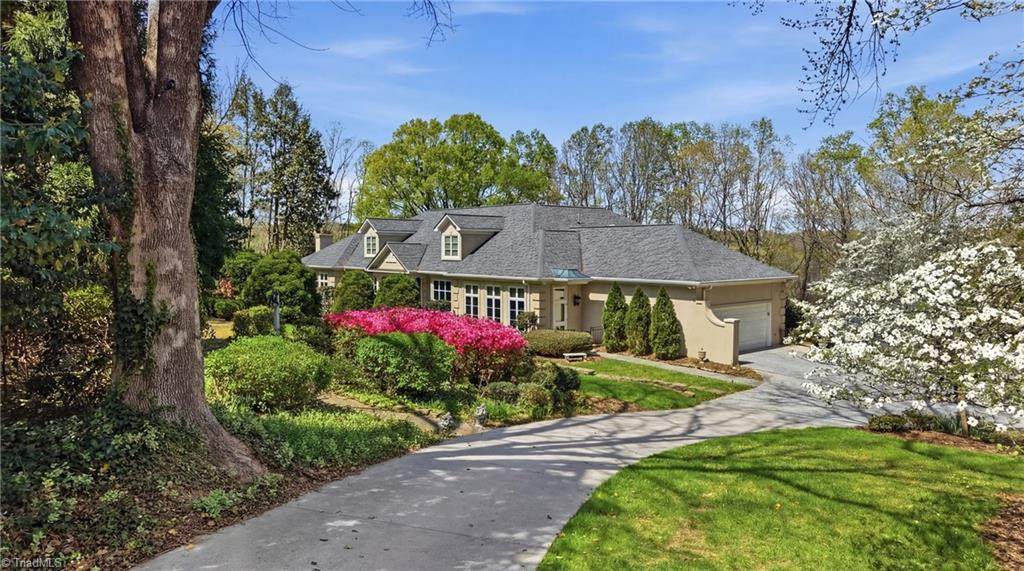 4 Deerwood Court - Photo 1