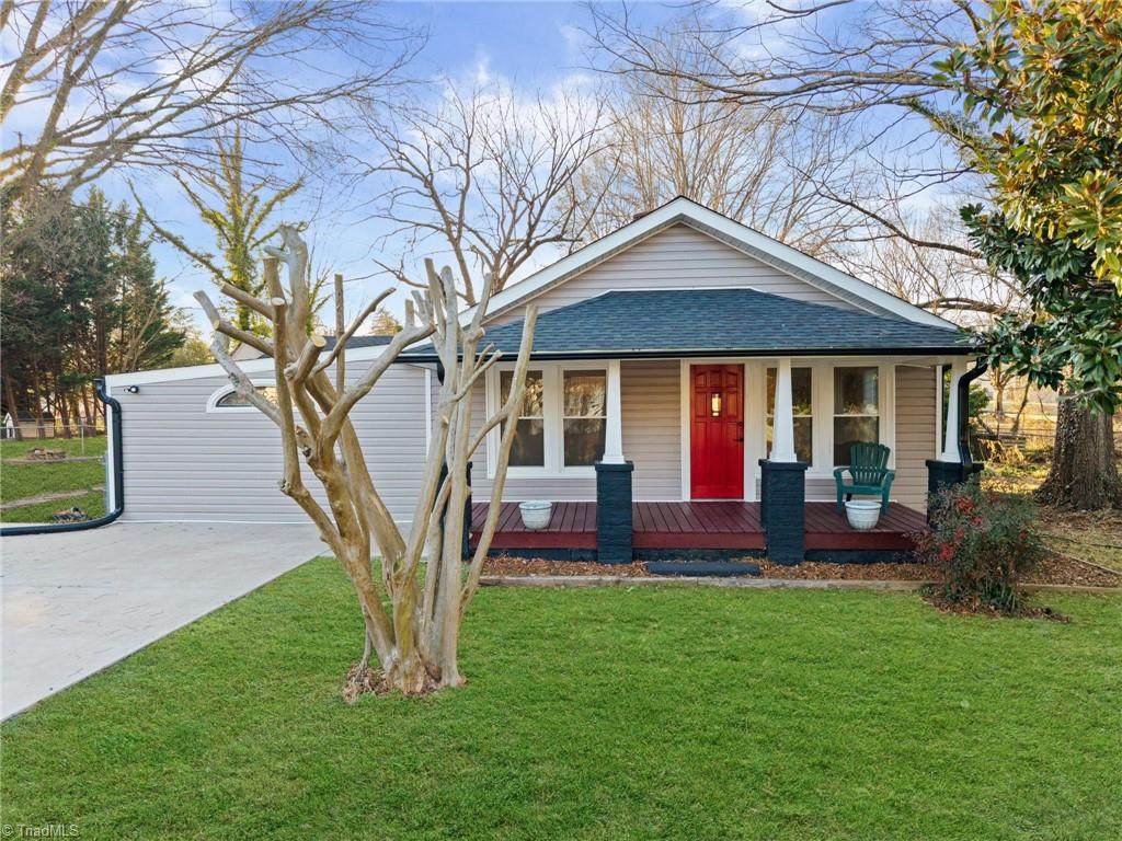 108 Wintergreen Road - Photo 1