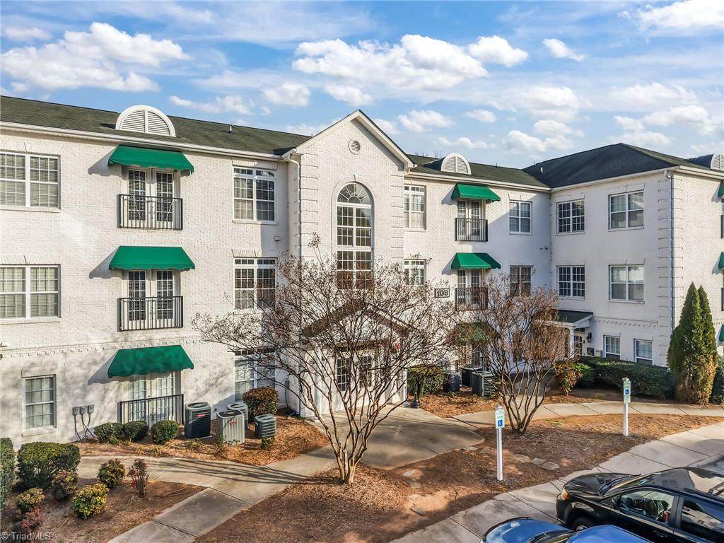 108 Sunset Circle - Photo 1