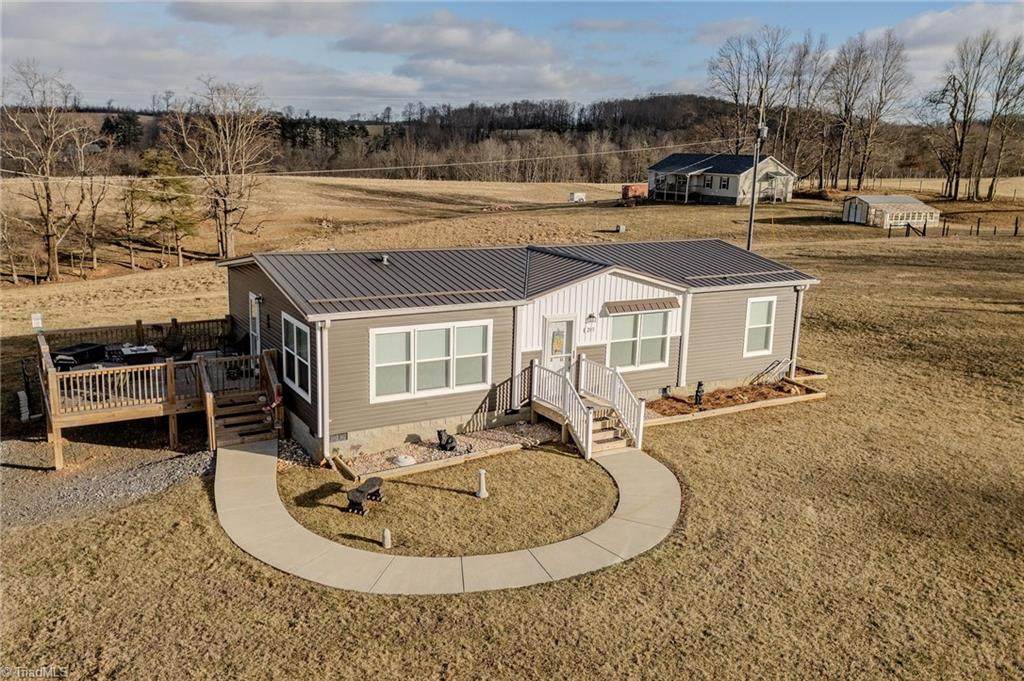 205 Volunteer Road - Photo 1