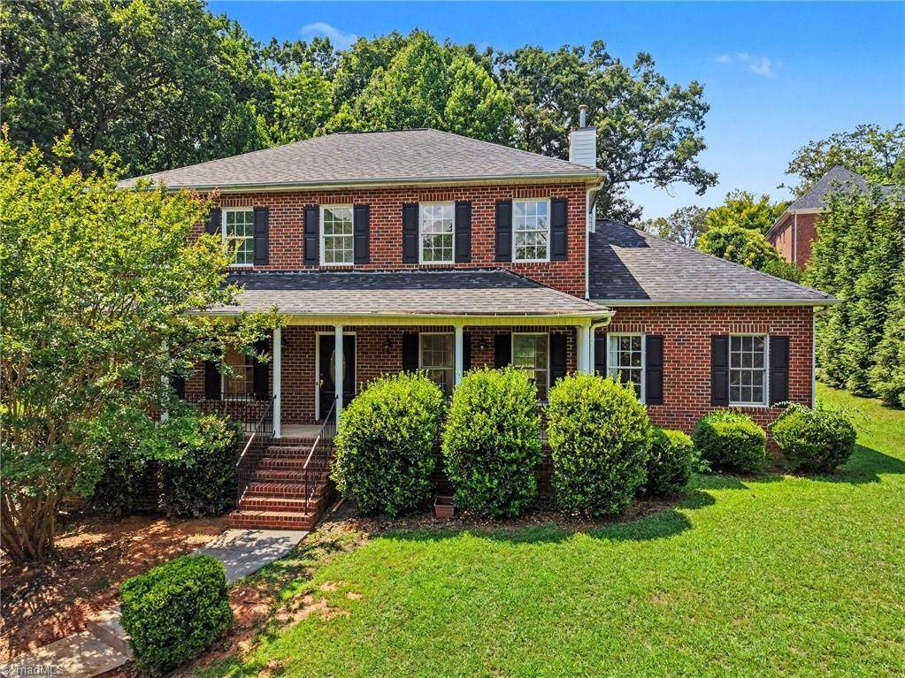 110 Chestnut Hill Court - Photo 1
