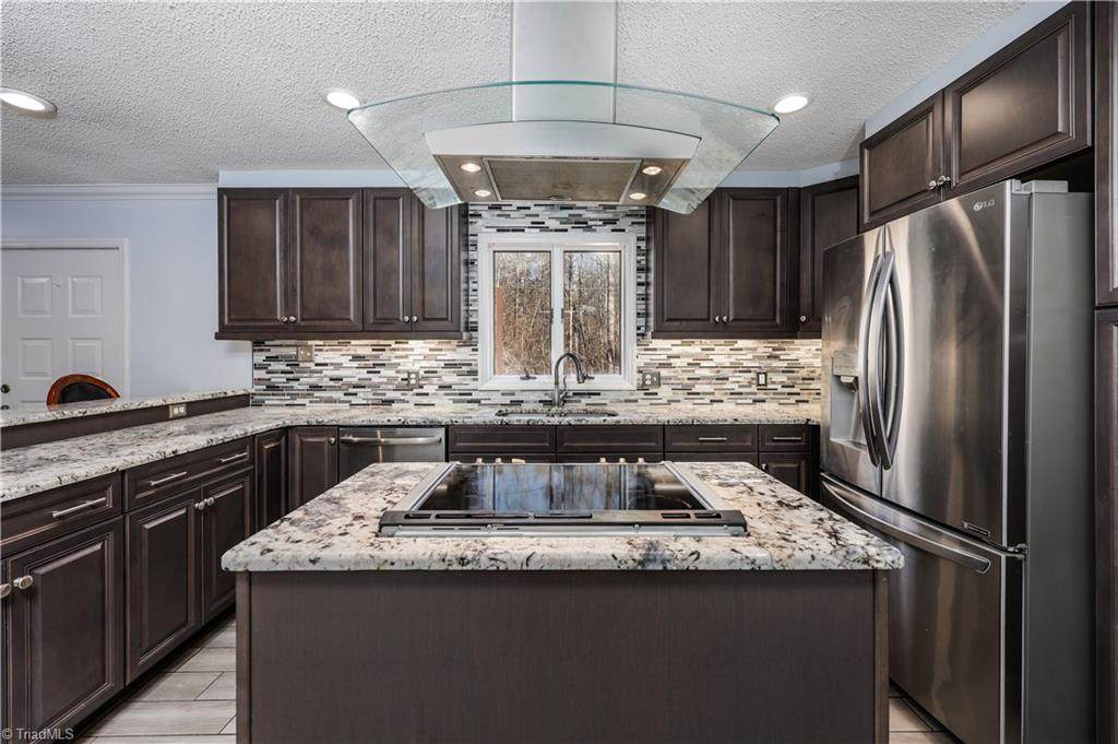 682 Cecil Street - Photo 1