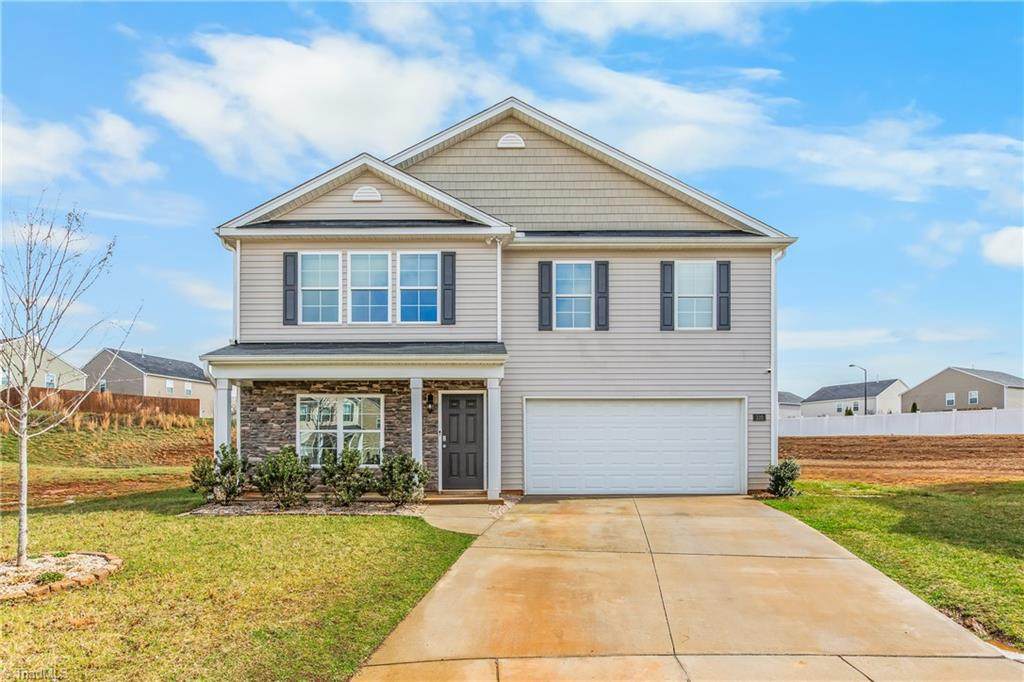 310 Beresford Way - Photo 1