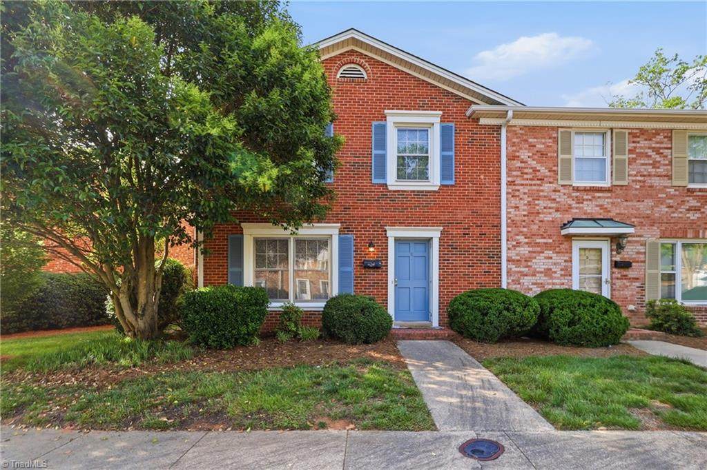 3204 Regents Park Lane - Photo 1