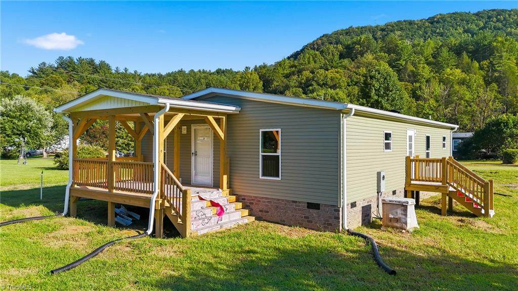 7825 Nc Highway 16 - Photo 1