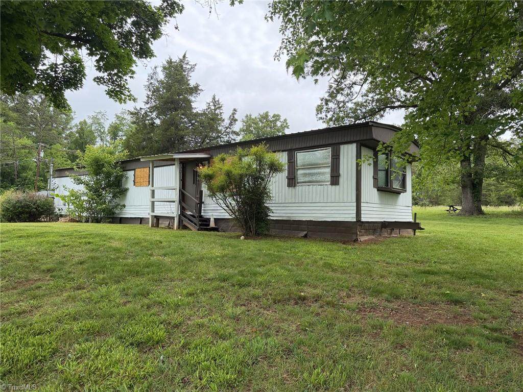110 Beck Lane - Photo 1
