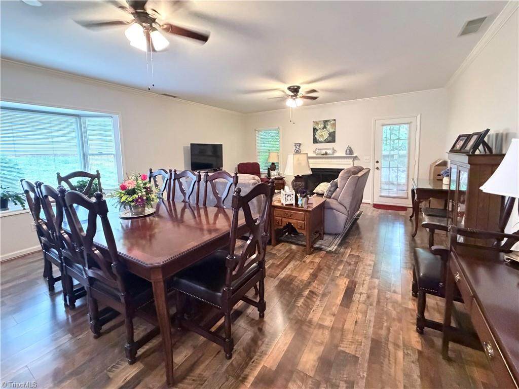 765 Oakland Drive - Photo 1