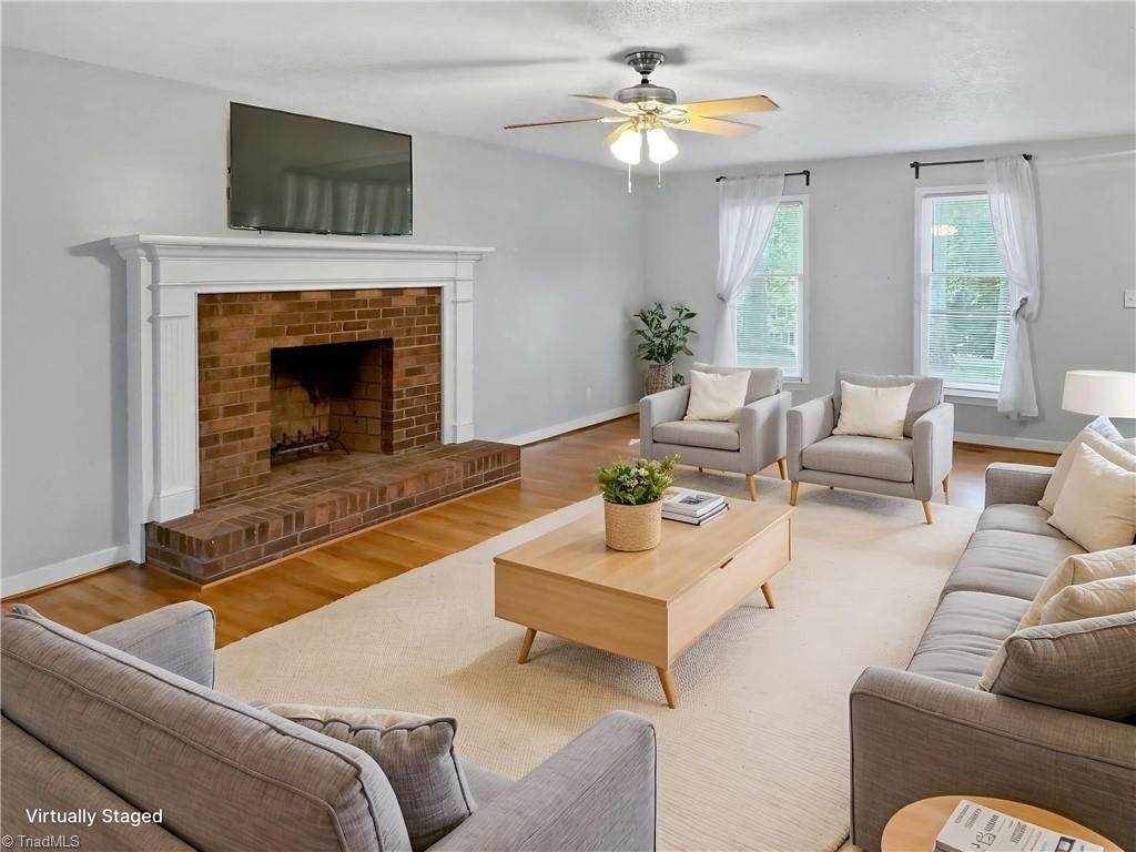 https://bt-photos.global.ssl.fastly.net/triad/orig_boomver_2_1225919-2.jpg
