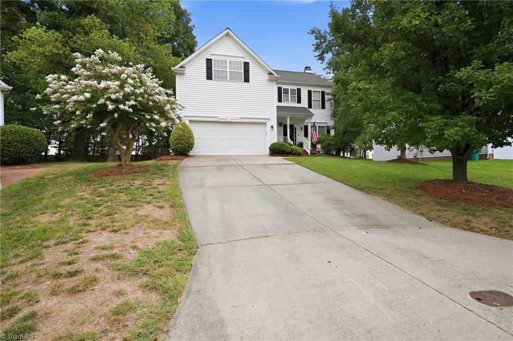 4020 Maid Marion Court - Photo 1