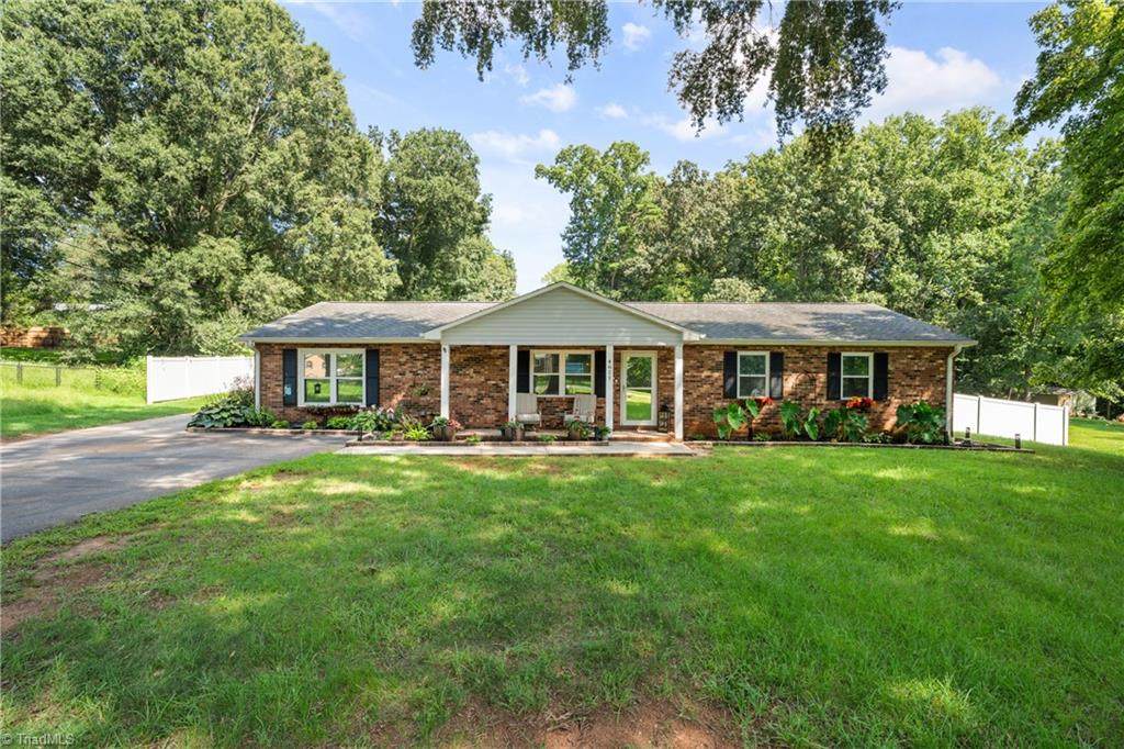 4611 Bridle Path - Photo 1